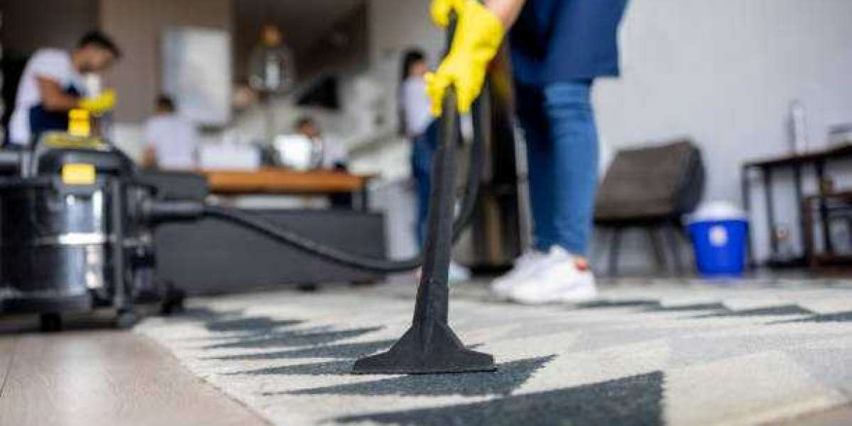 Refreshing Homes with Deep Cleaning Expertise