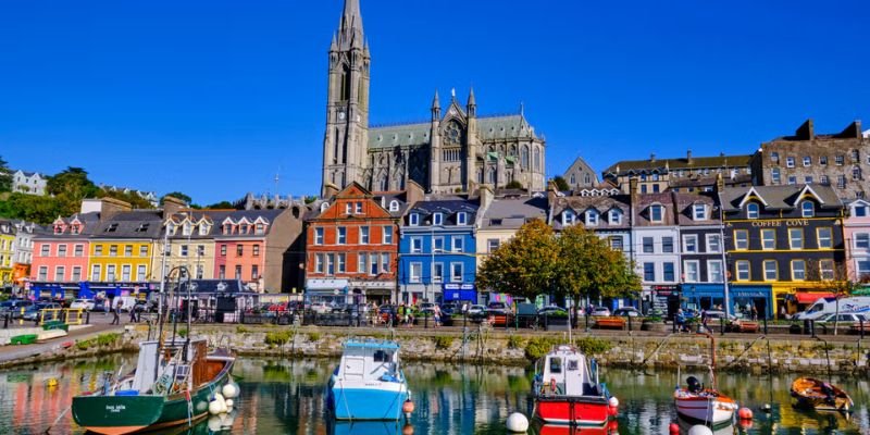 Qatar Airways Dublin Office in Ireland 1-866-438-2309